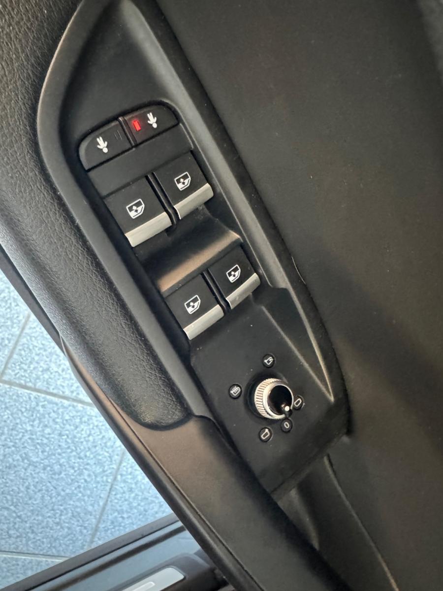 AUDI Q5 40 TDI 190CV Quattro S-tronic S-LINE VIRTUAL/ MATRIX/ MEMORIE