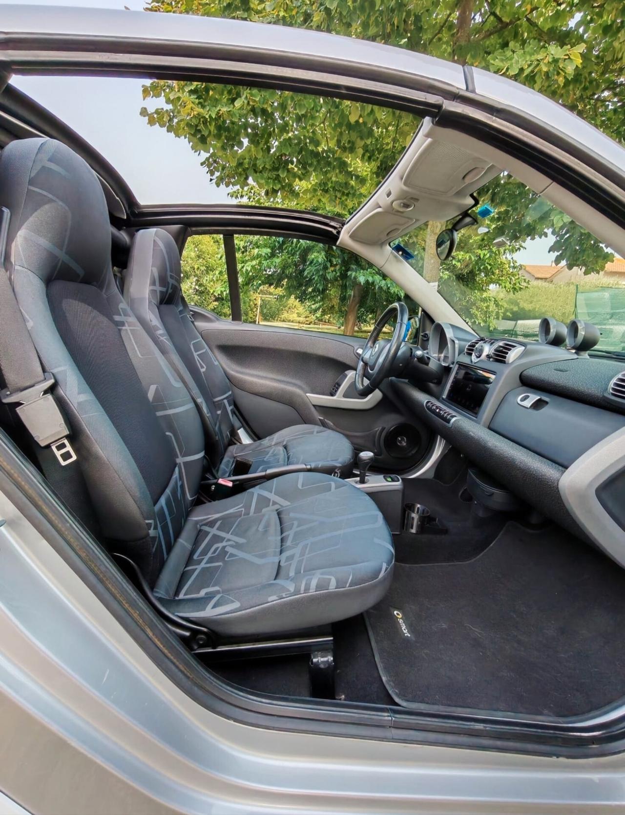 Smart ForTwo 1000 52 kW MHD cabrio passion
