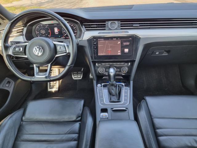 VOLKSWAGEN Passat Variant 2.0 TDI DSG Executive BlueMotion Tech.