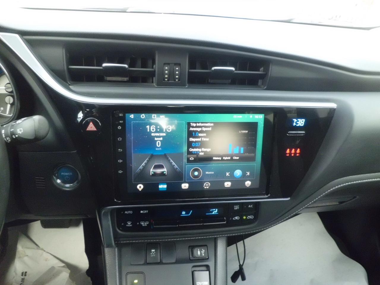 Toyota Auris Touring Sports 1.8 Hybrid Active