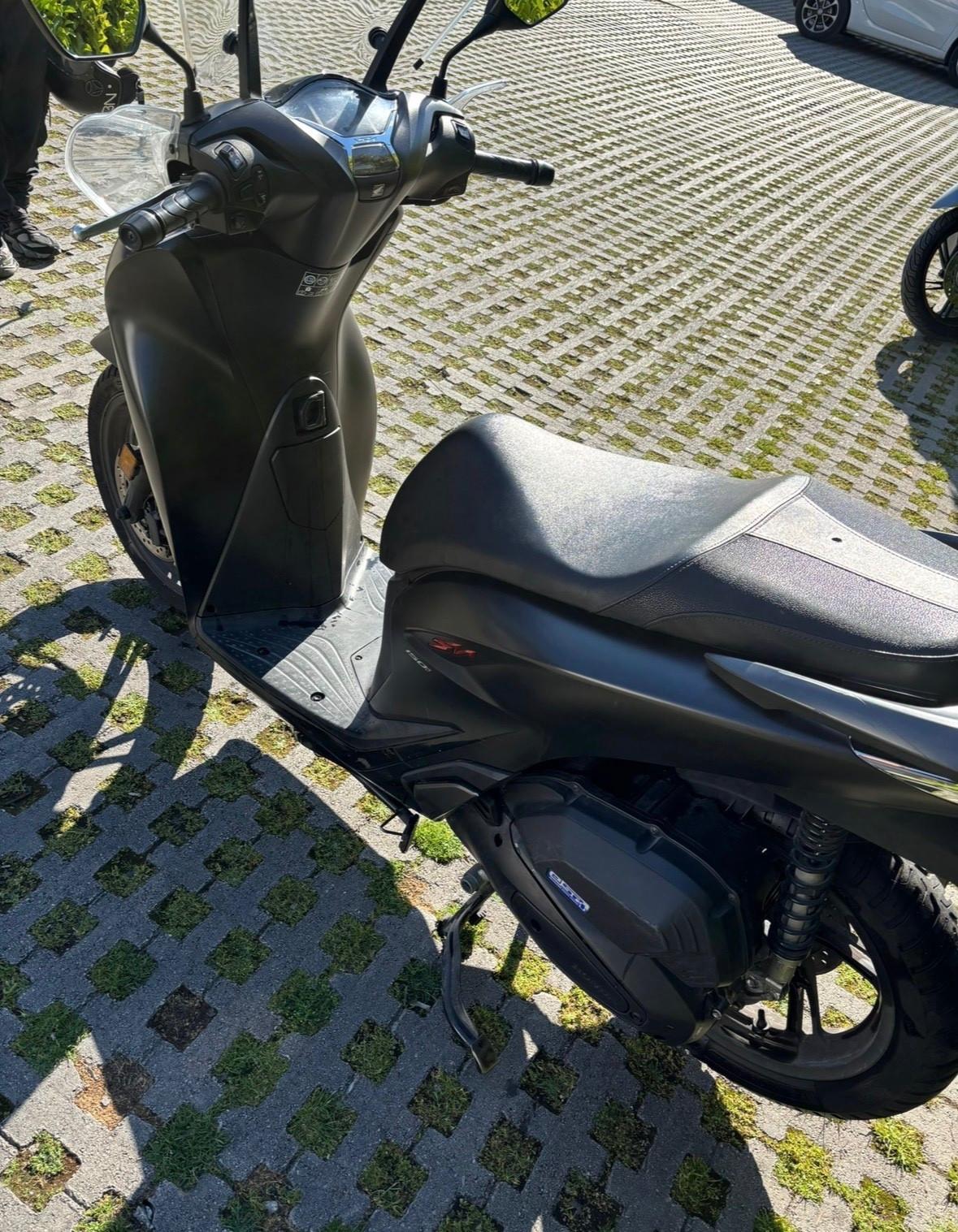 Honda SH 150 Sport