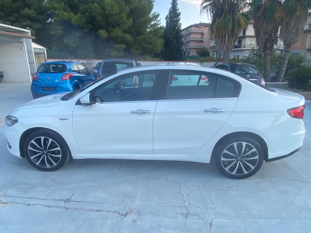 Fiat Tipo 1.6 Mjt 4 porte Lounge
