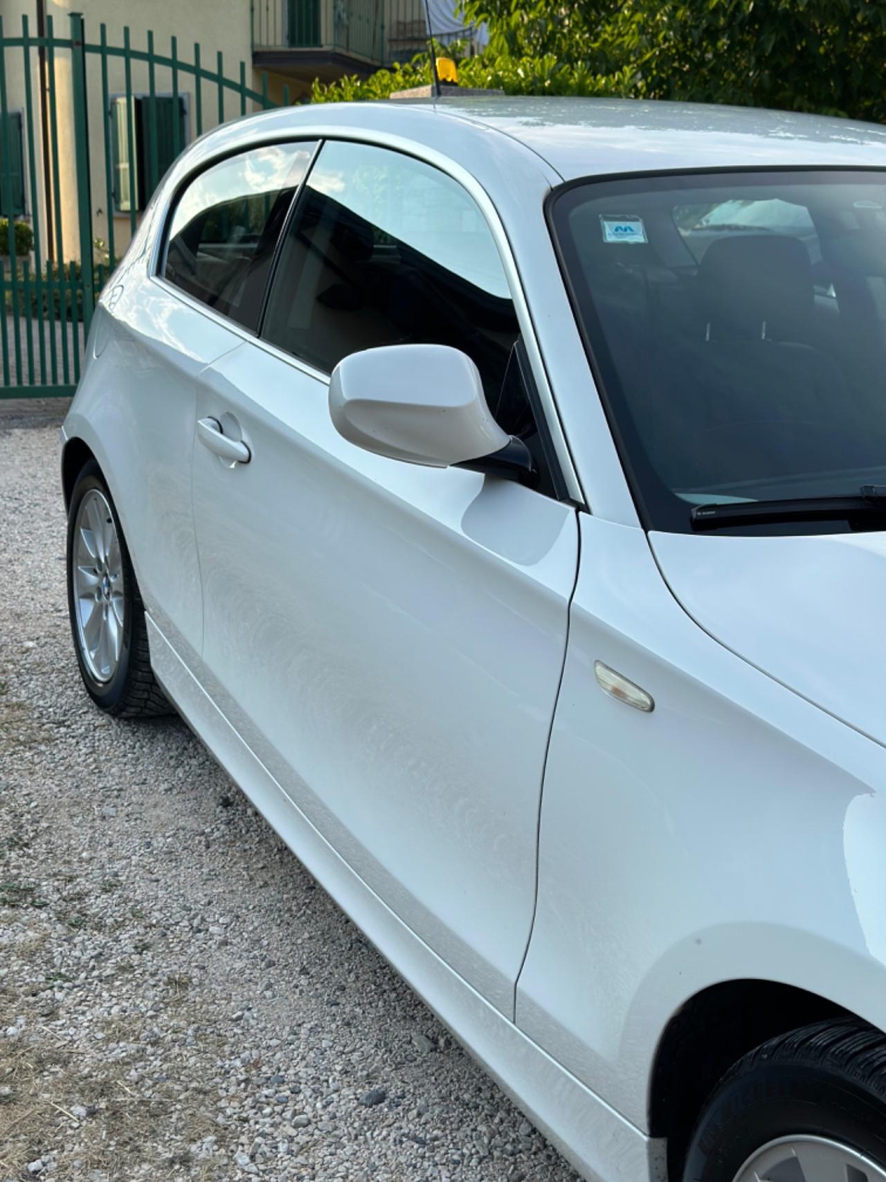 Bmw 116d 2.0 116CV FUTURA KMCERT UNICOPR