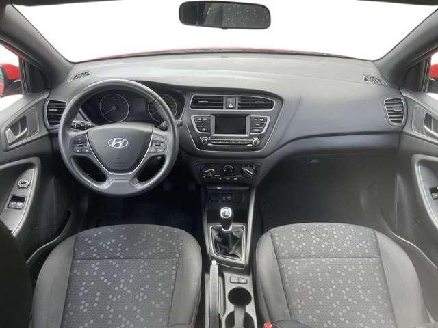 Hyundai i20 5p 1.2 mpi Connectline 75cv