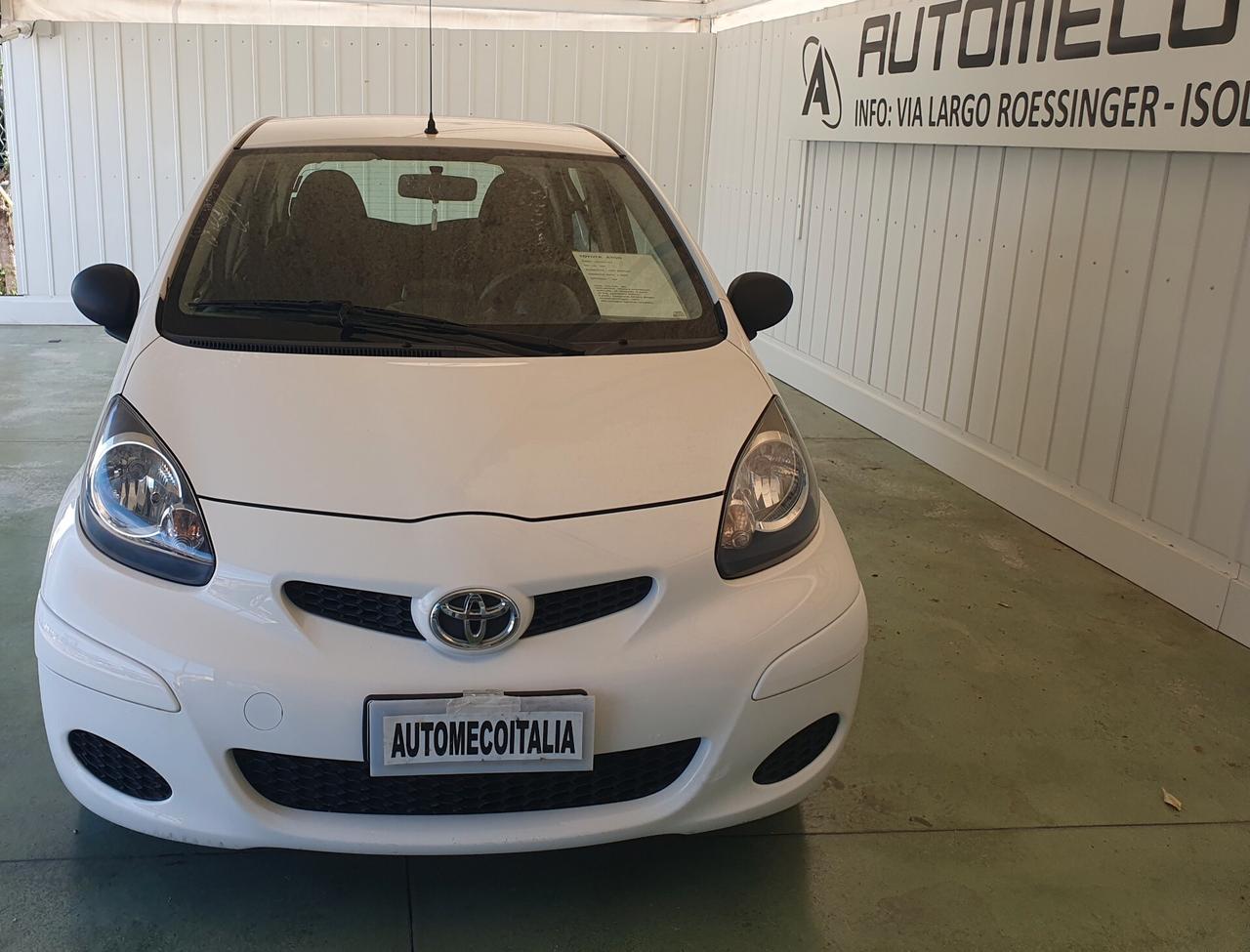 Toyota Aygo 5 porte 1.0 BENZ - 2012 - KM. 134.000