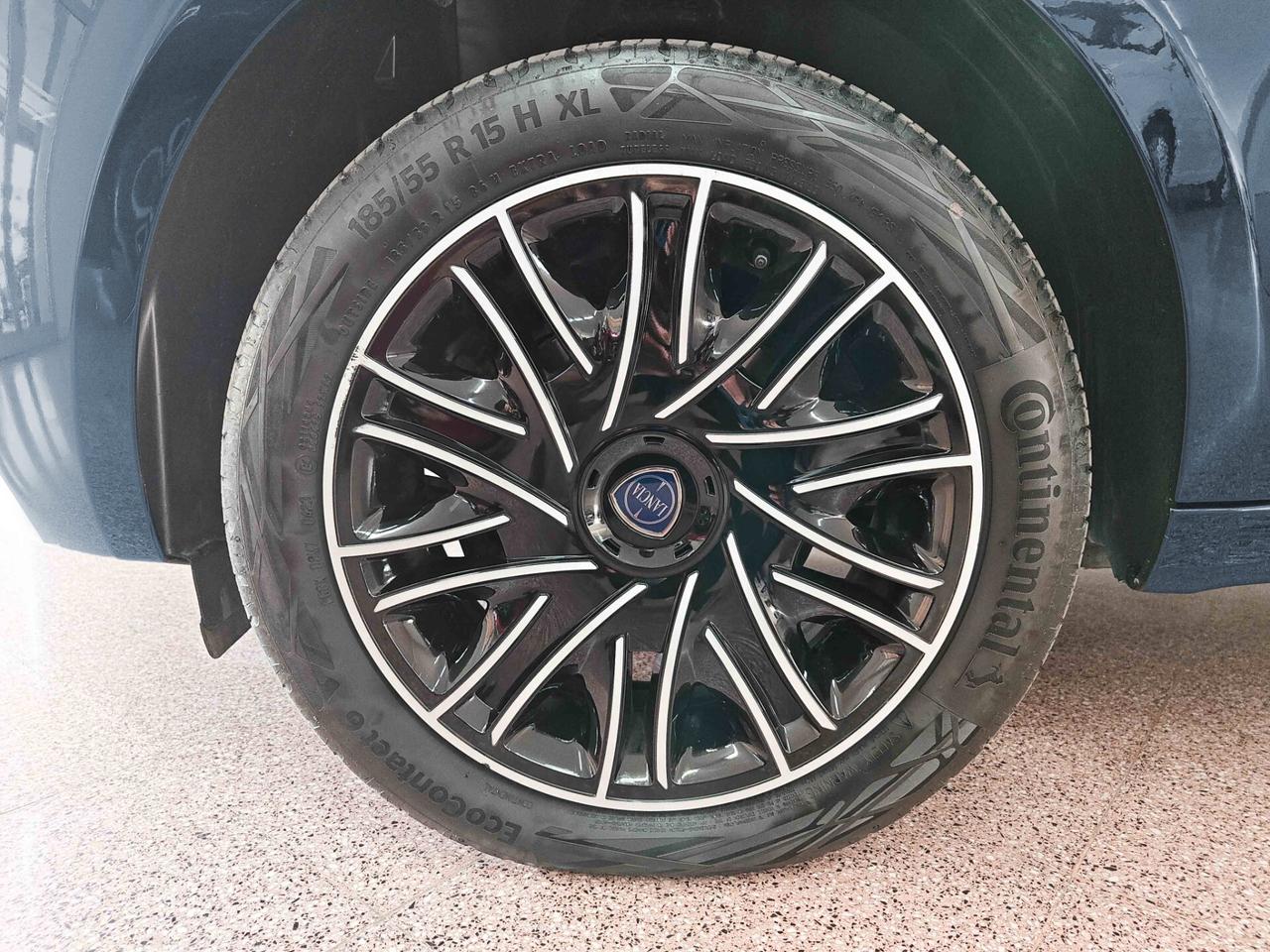 Lancia Ypsilon 1.0 FireFly 5 porte S&S Hybrid Gold Plus
