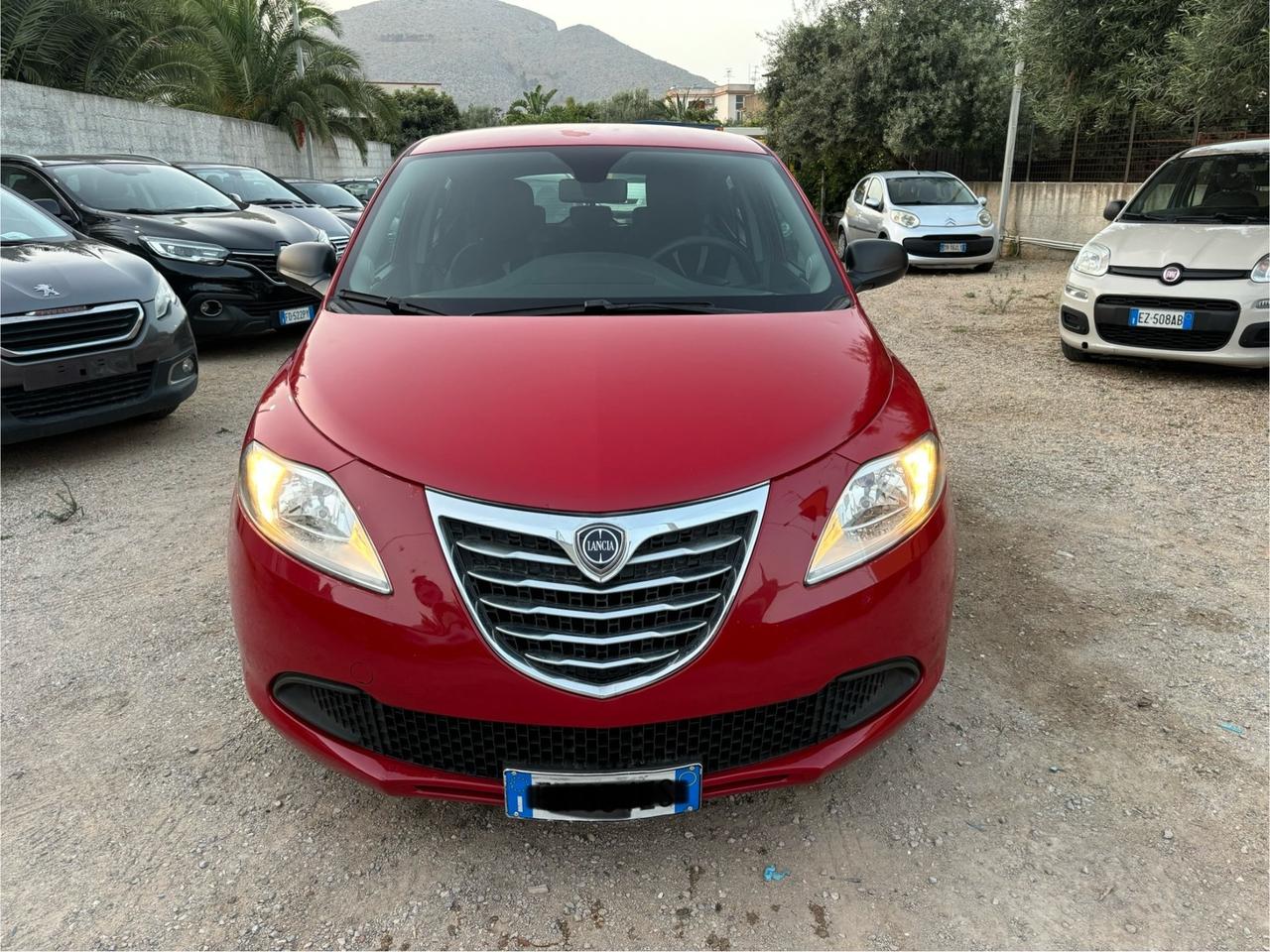 Lancia Ypsilon 1.2 69 CV 5 porte GPL Ecochic Gold