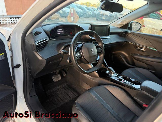 PEUGEOT 208 PureTech 100 DISTRIBUZIONE FATTA IN PEUGEOT !!!