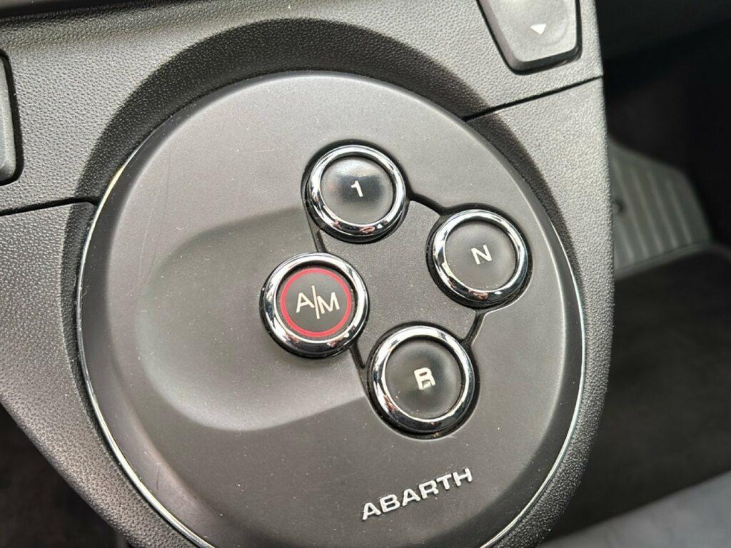Abarth 595 1.4 Turbo T-Jet Competizione