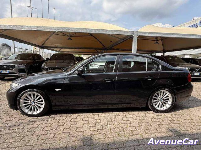 BMW 320 d BERLINA ATTIVA XENO CERCHI 17'' SEDILI SPORTIVI