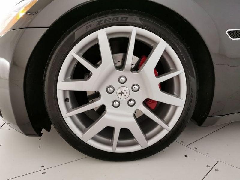 Maserati GranTurismo 4.2 auto