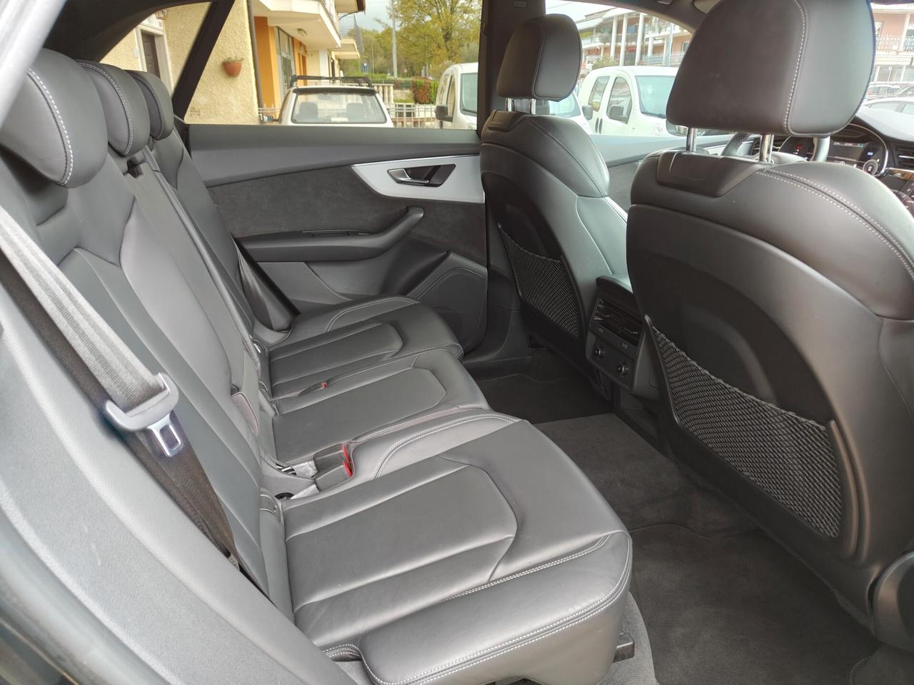 Audi Q8 45 TDI quattro tiptronic Sport