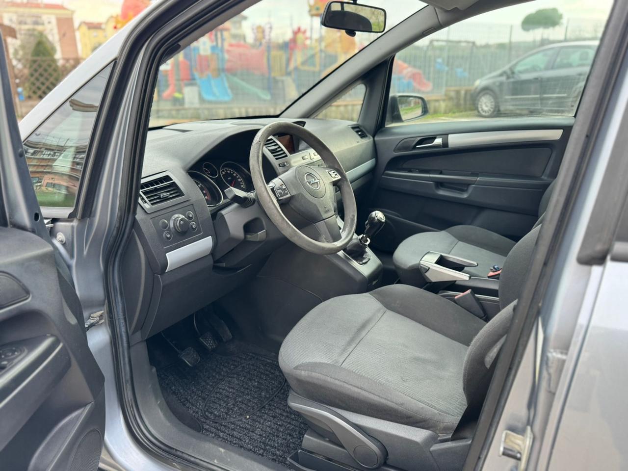 Opel Zafira 1.6 16V ecoM 94CV Cosmo