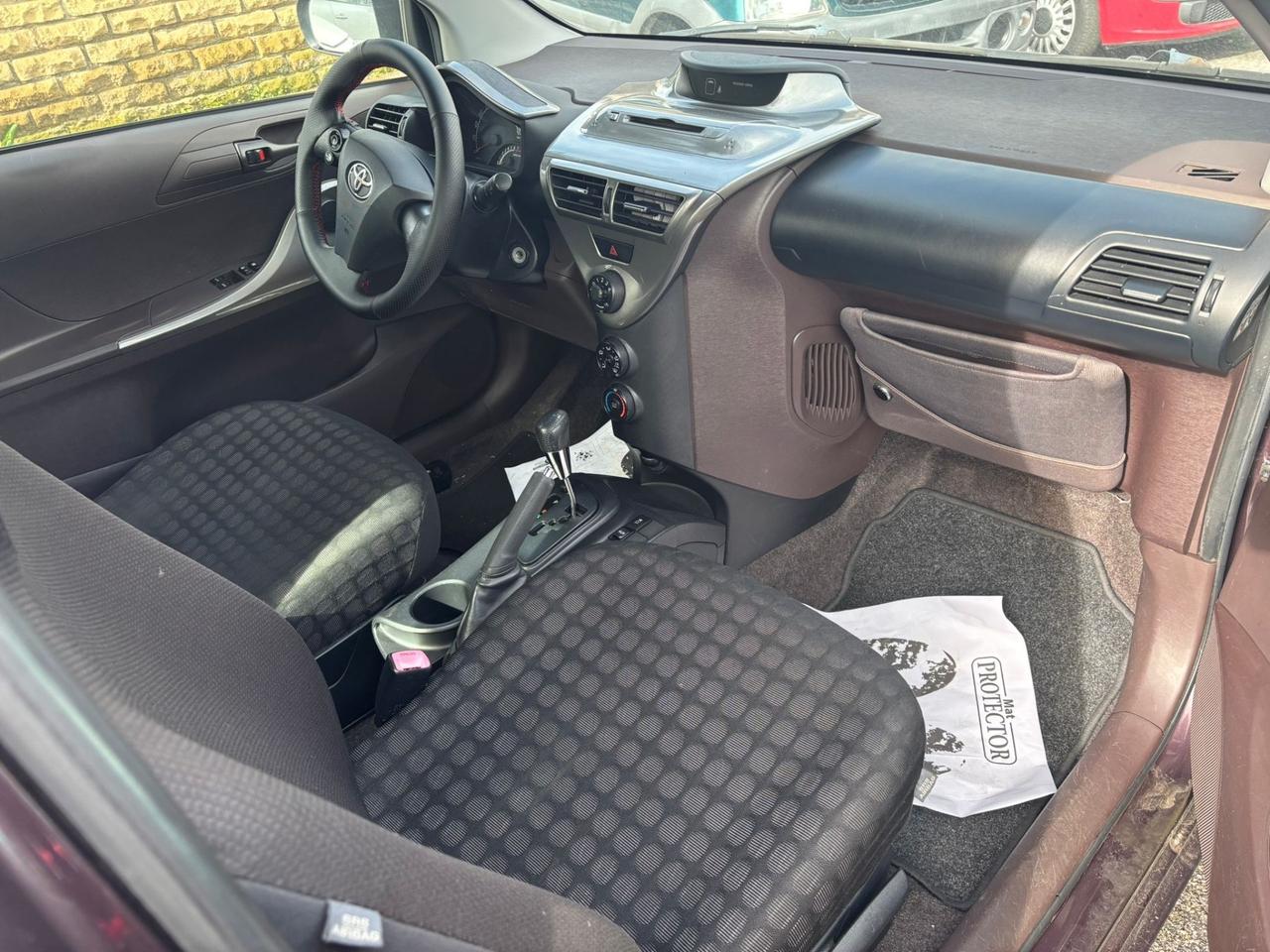 Toyota iQ 1.0 Multidrive Versione Lancio