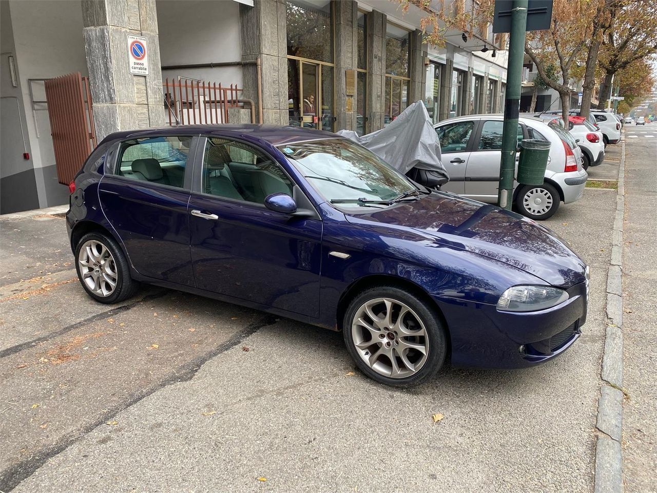 ALFA ROMEO 147 1.9 JTD 120CV 5p. Distinctive 07