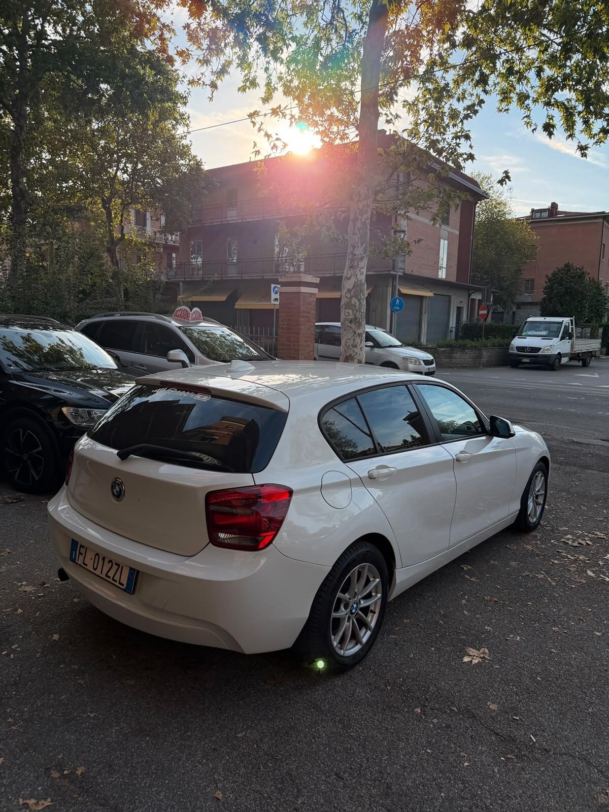 Bmw 116 116d 5p. Efficient Dynamics Urban
