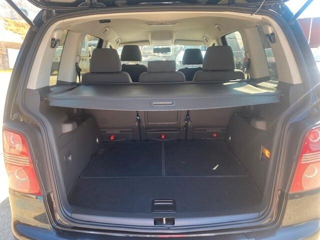 Volkswagen Touran 2.0 Conceptline Ecofuel
