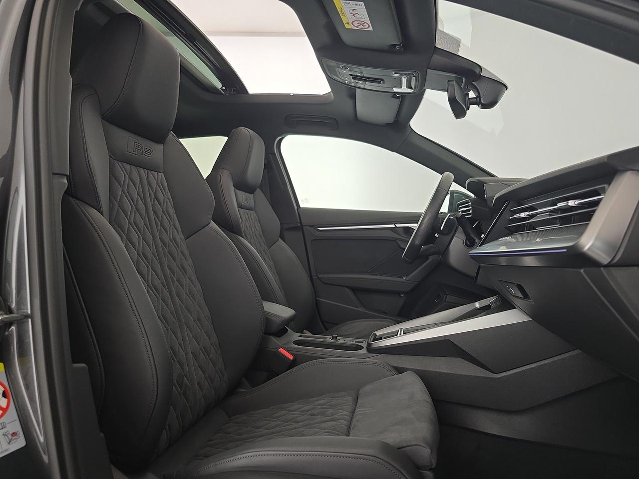 Audi RS3 sportback 2.5 tfsi quattro s-tronic