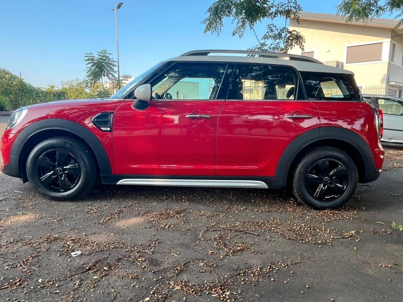 Mini Cooper D Countryman 2.0 D Business BI-COLOR