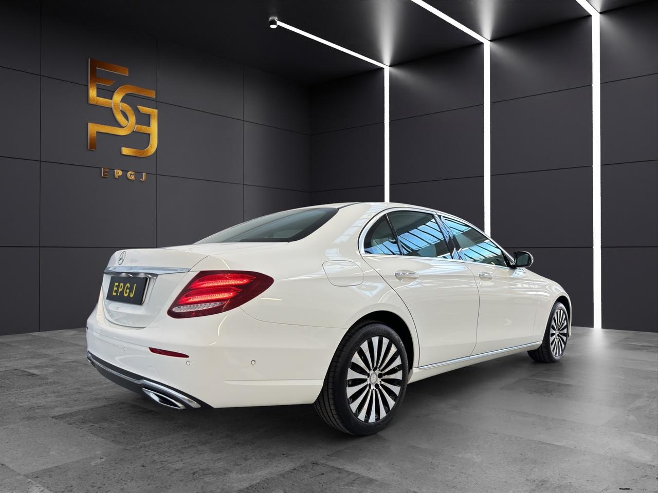 Mercedes-benz E 220 d Auto Business Sport