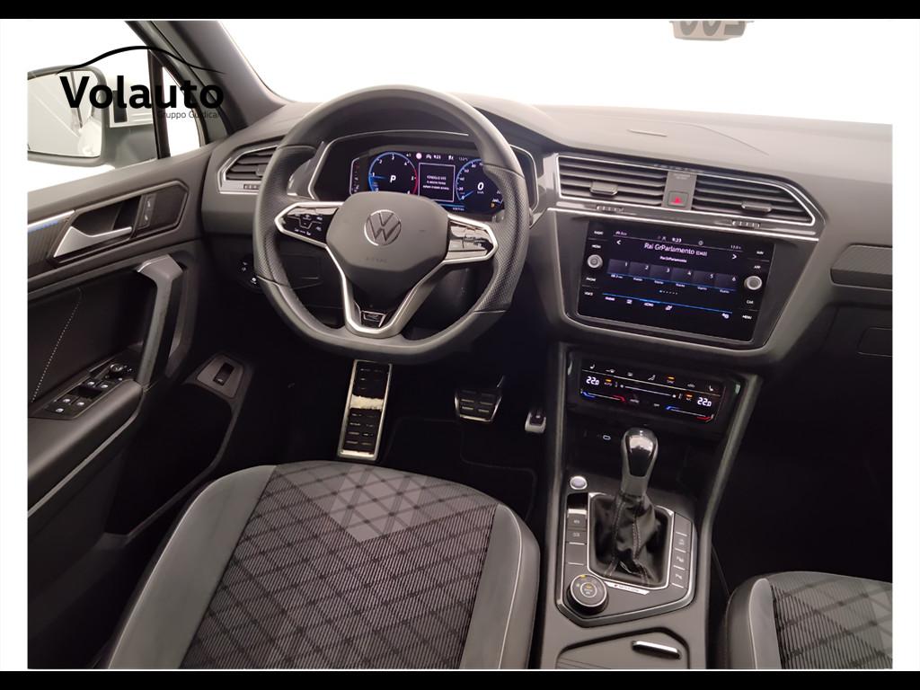 VOLKSWAGEN Tiguan II 2021 - Tiguan 2.0 tdi R-Line 4motion 150cv dsg