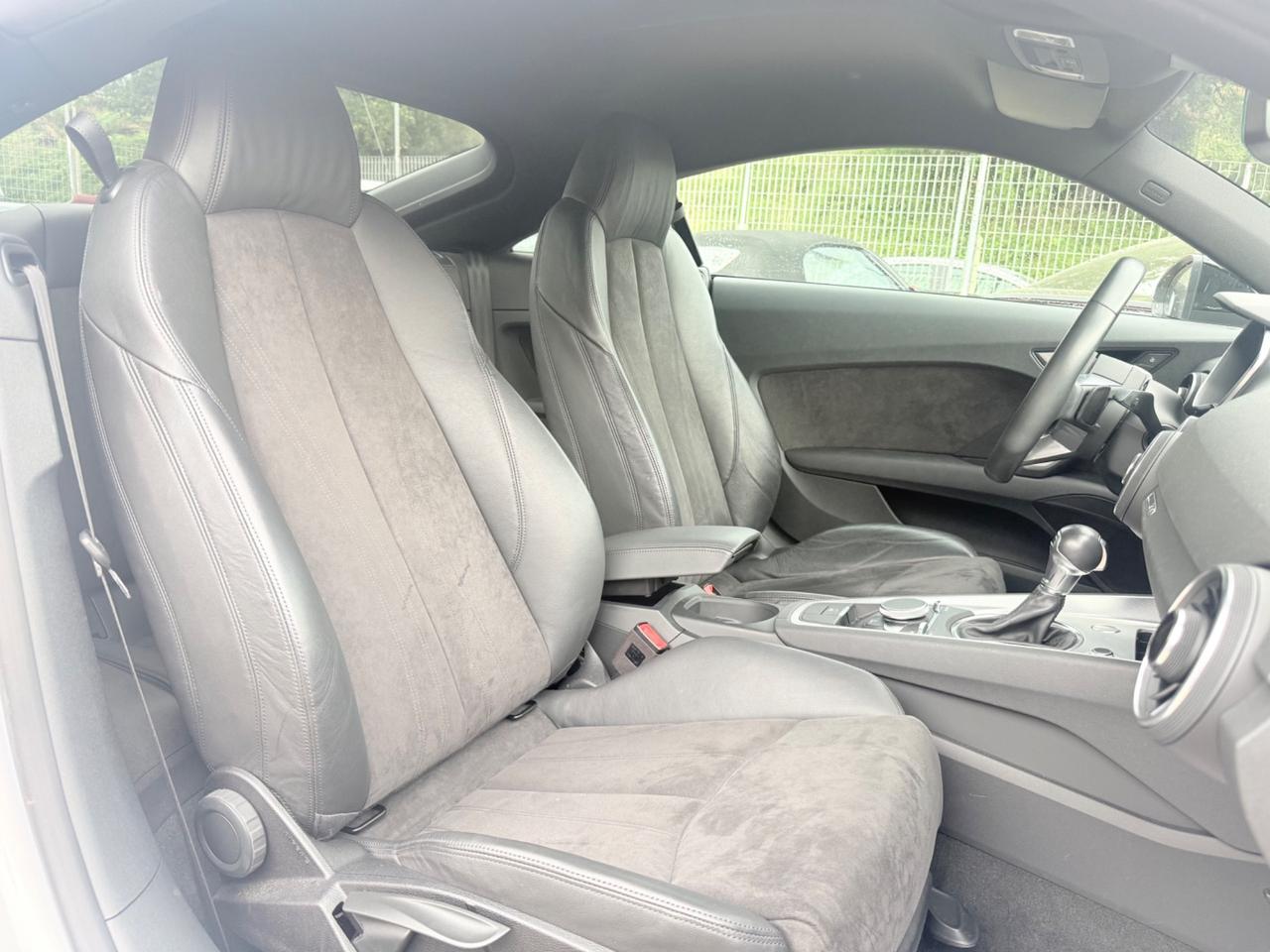 Audi TT Coupé 2.0 TFSI S tronic line