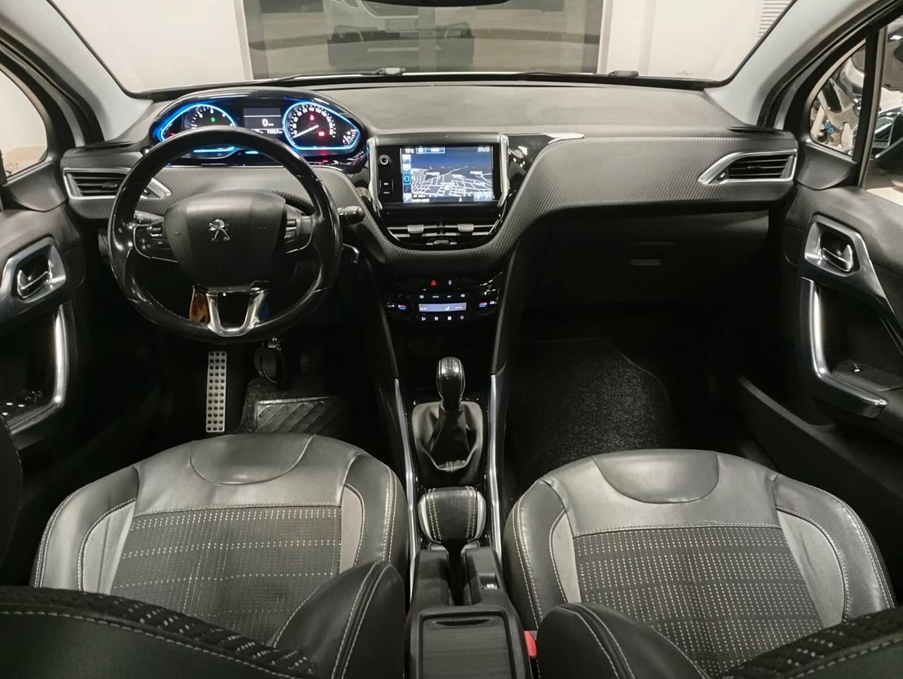 Peugeot 2008 1.6 e-HDi 92 CV Stop&Start Urban Cross