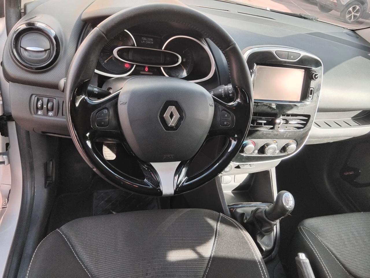 RENAULT CLIO 1.5 DCI 2015 ACCETTO PERMUTA