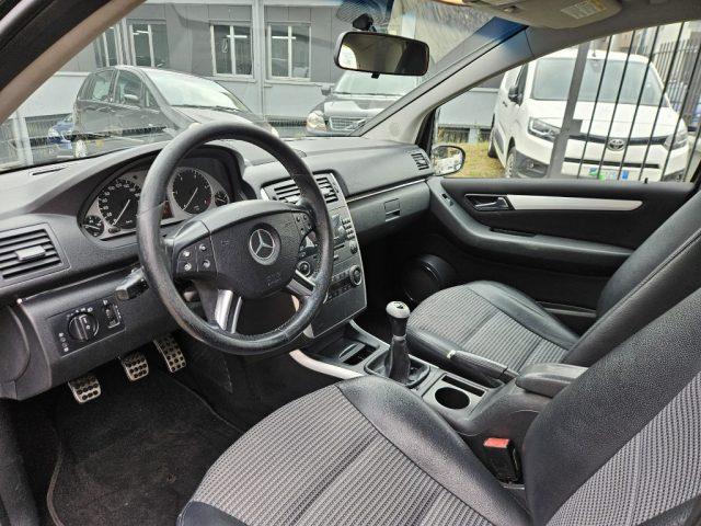 MERCEDES-BENZ B 200 CDI Sport