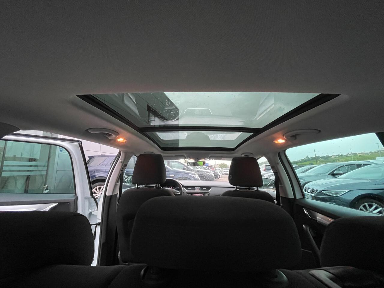 Skoda Octavia 1.4 TSI DSG Wagon Ambition G-Tec