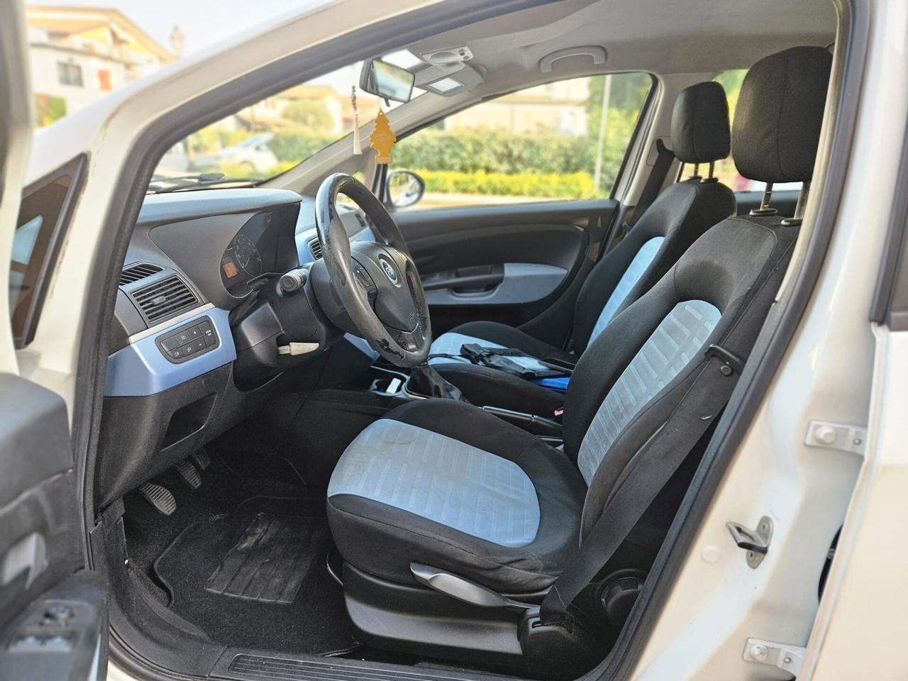 Fiat Grande Punto 1.3 MJT 75 CV 5 porte Dynamic