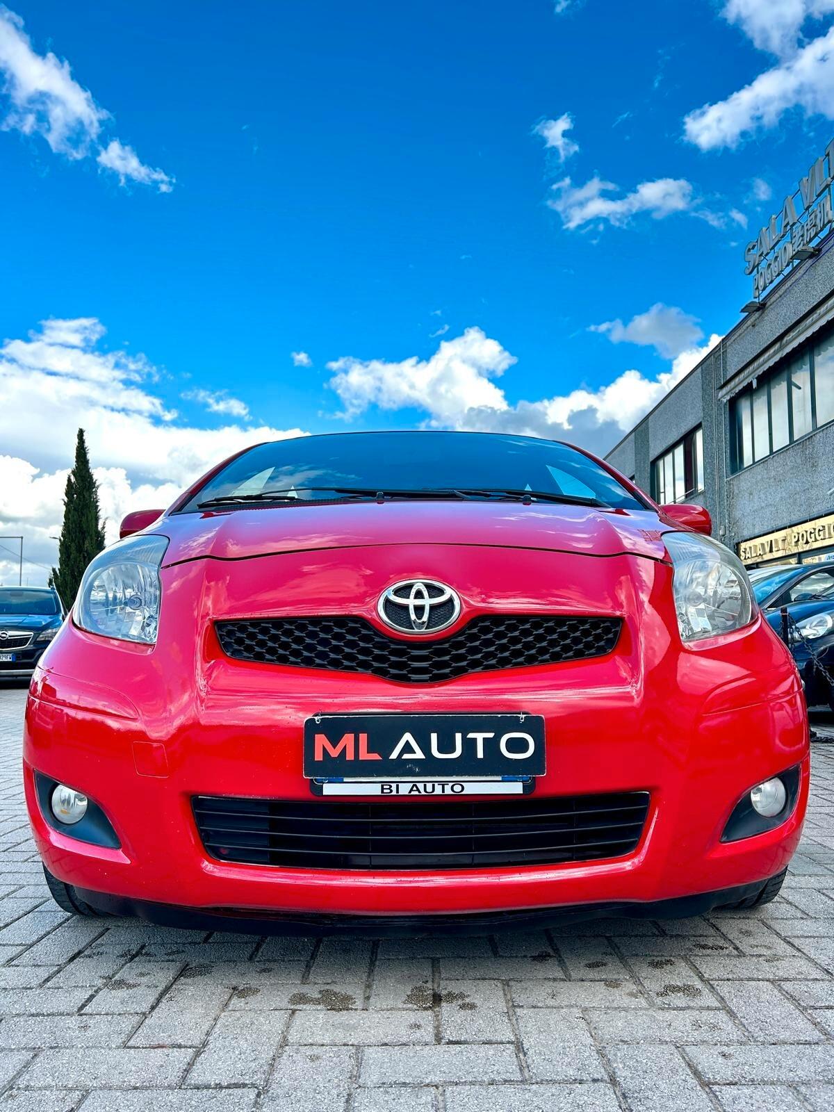 Toyota Yaris 1.0 5 porte Sol - ok neopatentato