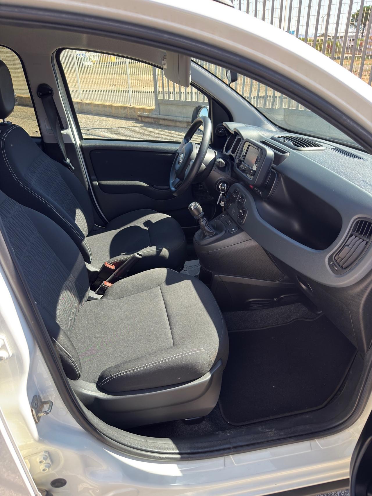 Fiat Panda 1.0Hybrid City Life IVA ESPOSTA my23"