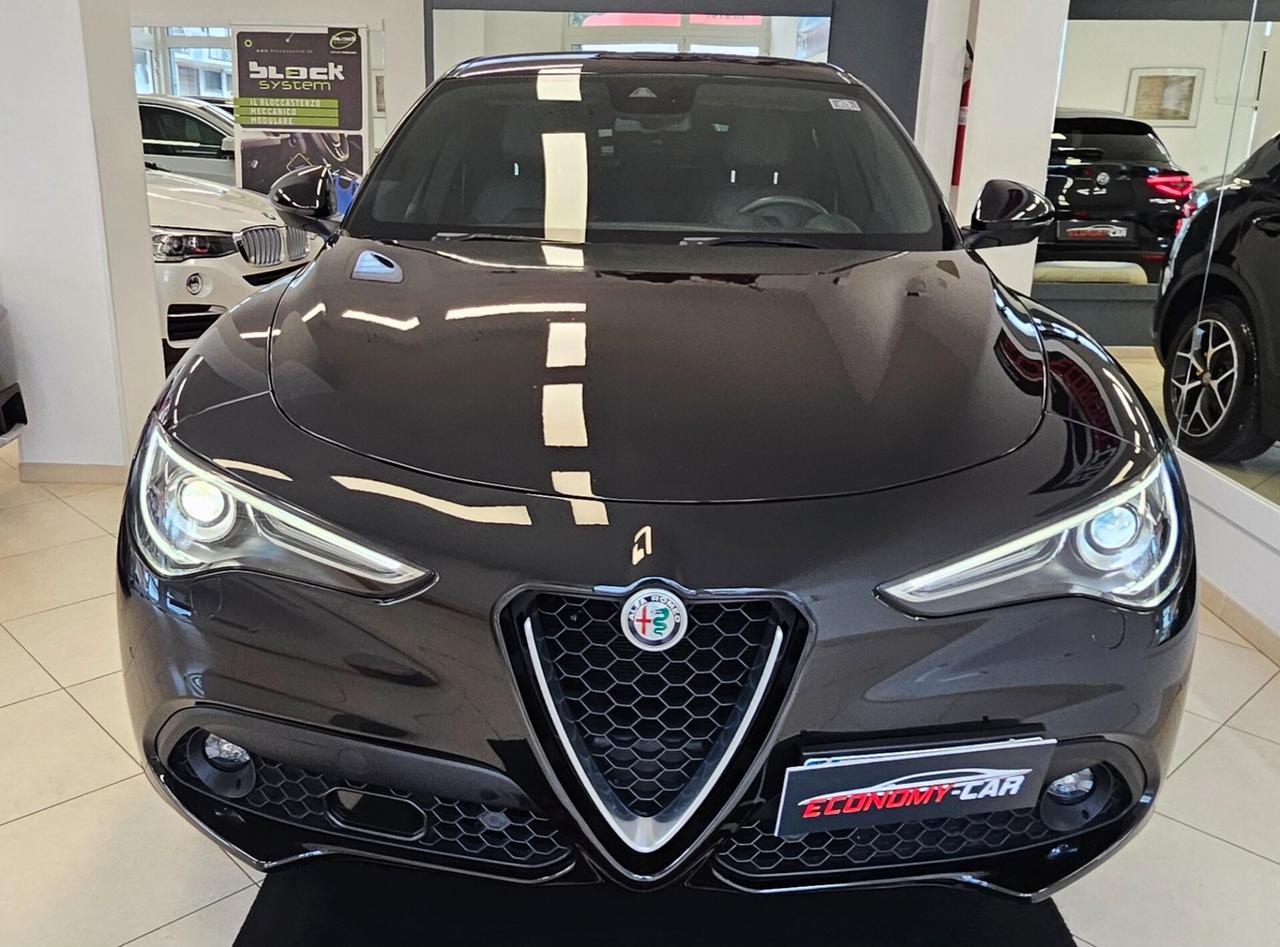 Alfa Romeo Stelvio 2.2 Turbodiesel 210 CV AT8 Q4 Super