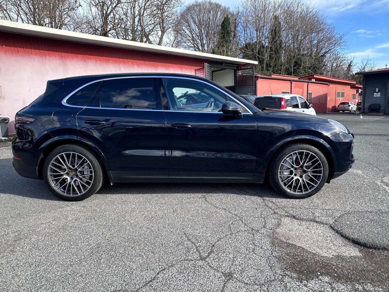 Porsche Cayenne S 441 CV Blue Shadow Night Vision Tetto 360° '21 Sport Adaptive Bose Permute e Rate