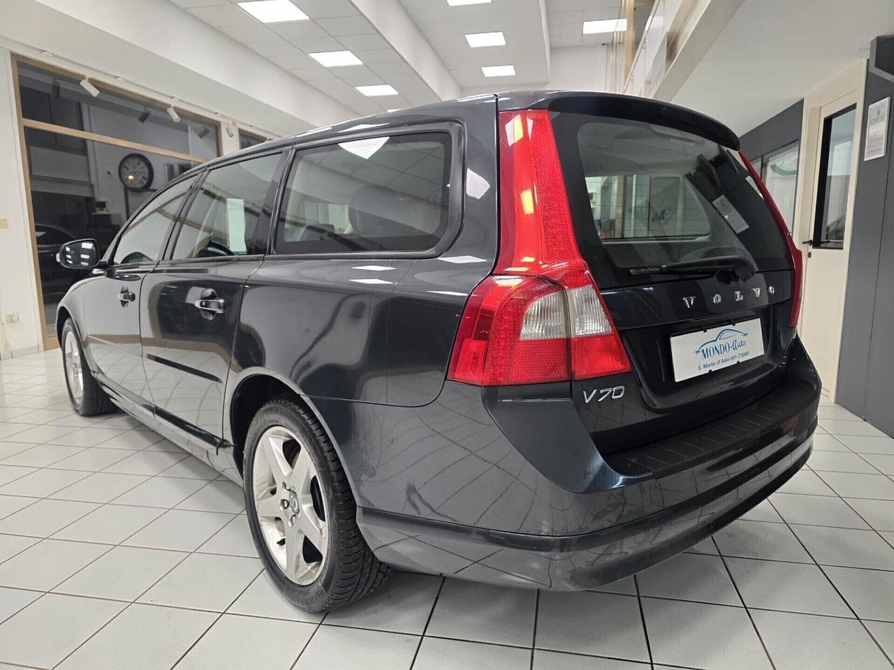 Volvo V70 2.4 d5 185 cv Momentum 2009