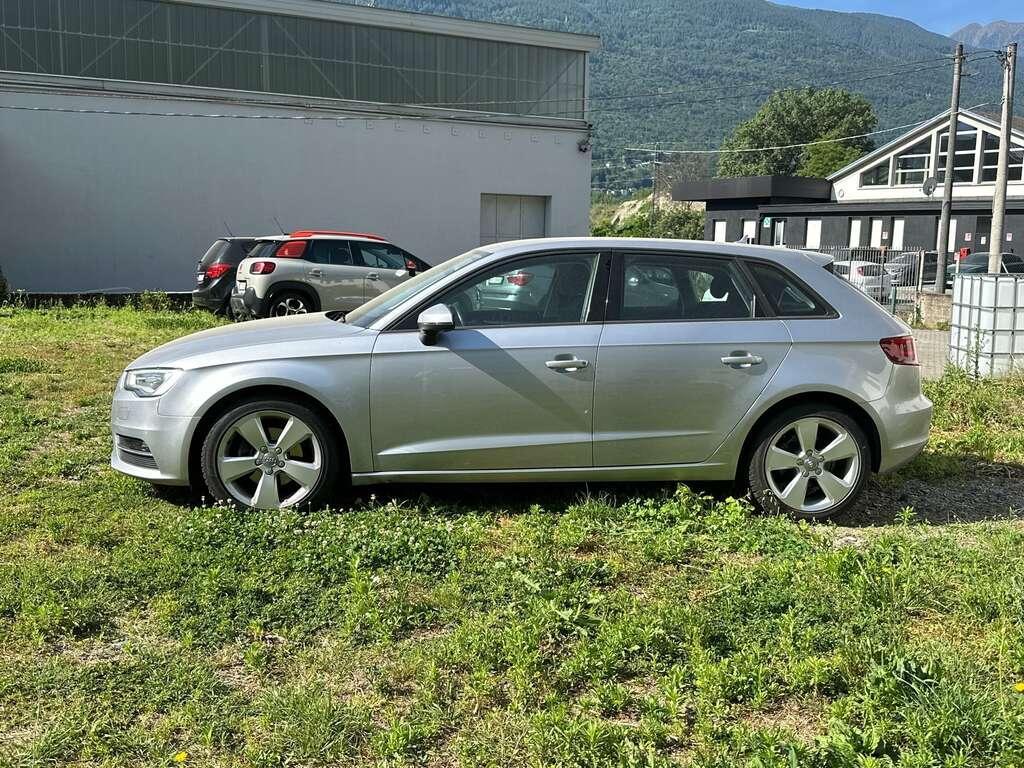 Audi A3 Sportback 1.6 tdi Ambition 110cv s-tronic E6
