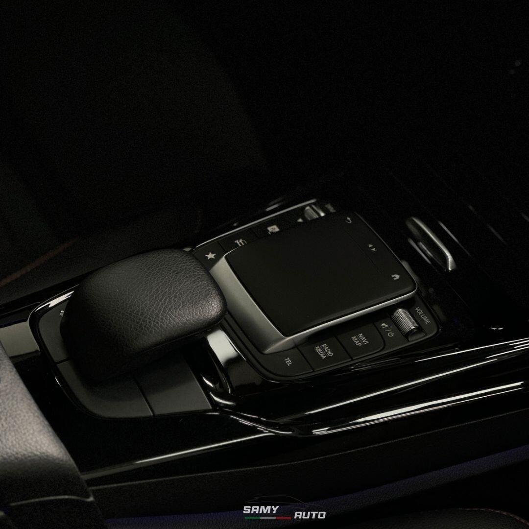 Mercedes-benz A 35 AMG 4matic auto