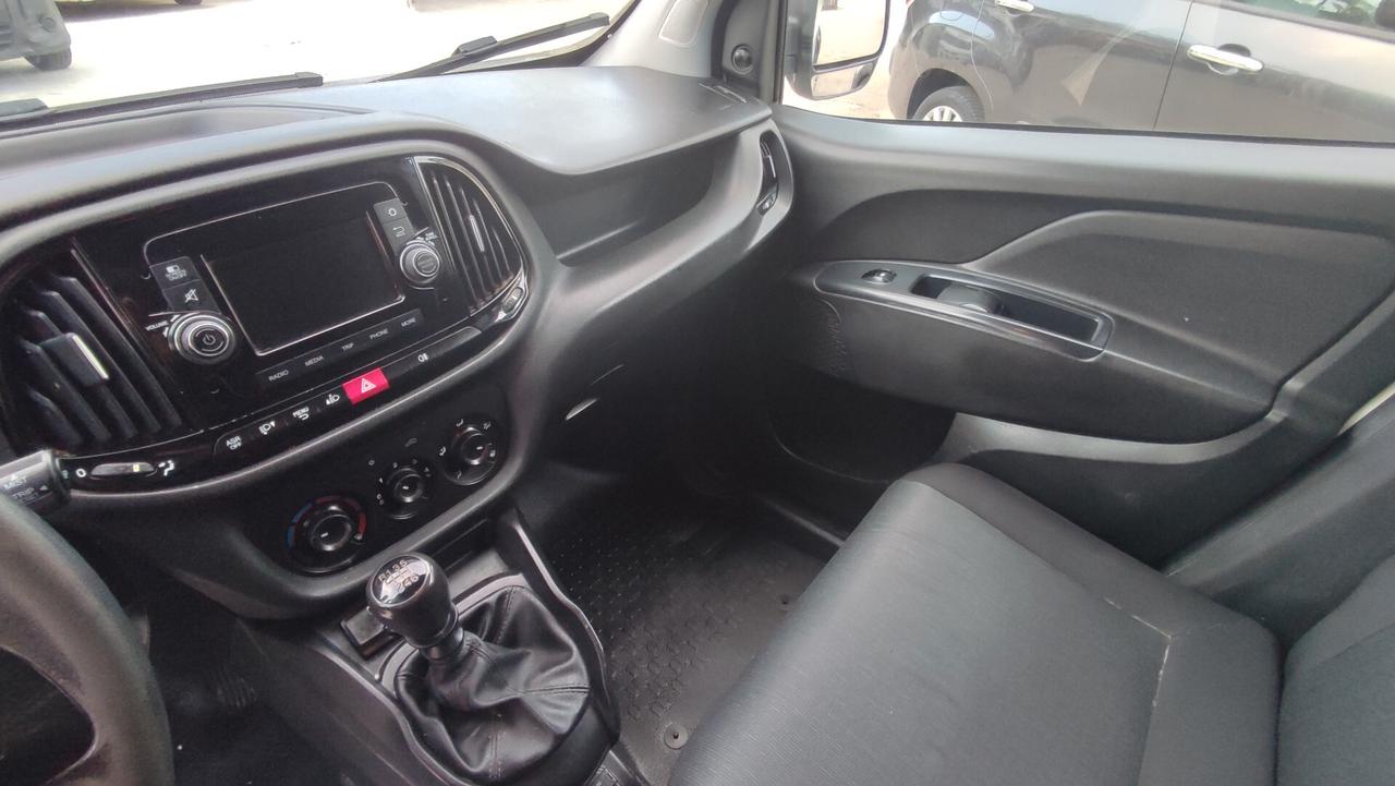 Fiat Doblo 1.6 MJT - 3 POSTI -