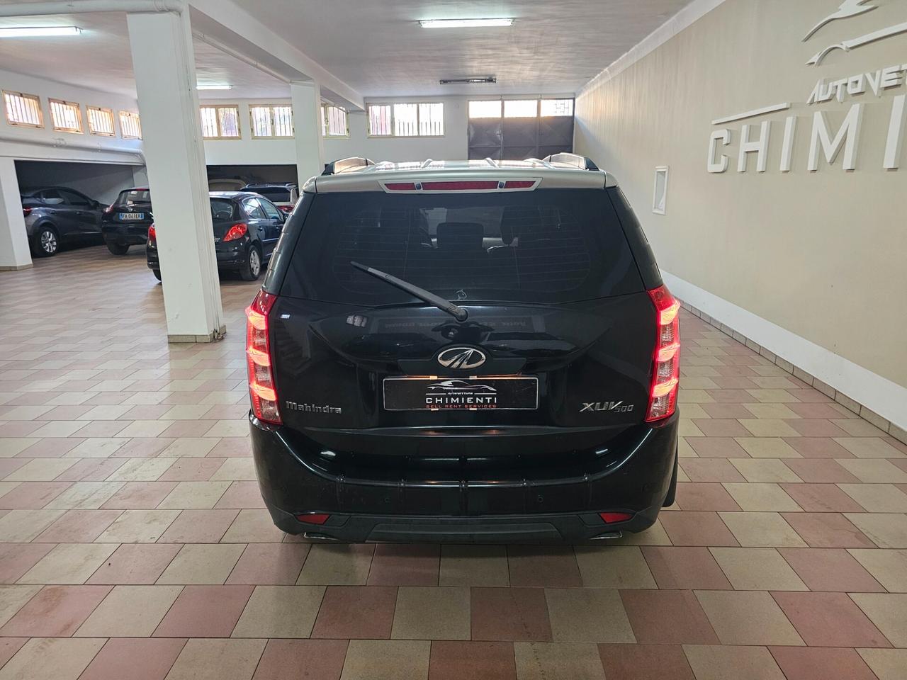 Mahindra XUV500 2.2 16V AWD W8 N1
