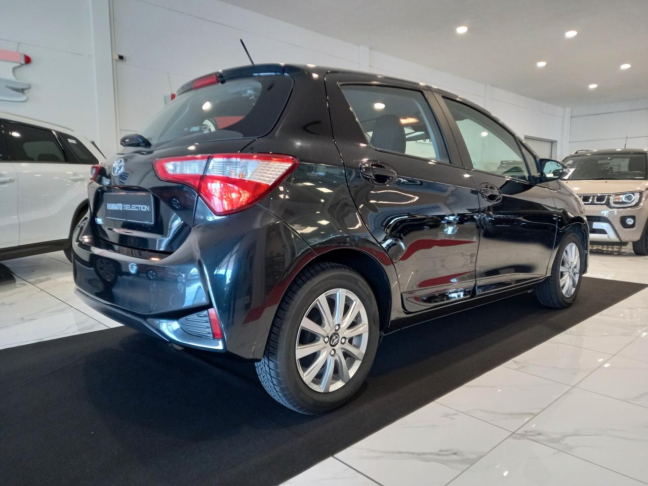 Toyota Yaris 1.0 72 CV 5 porte Lounge