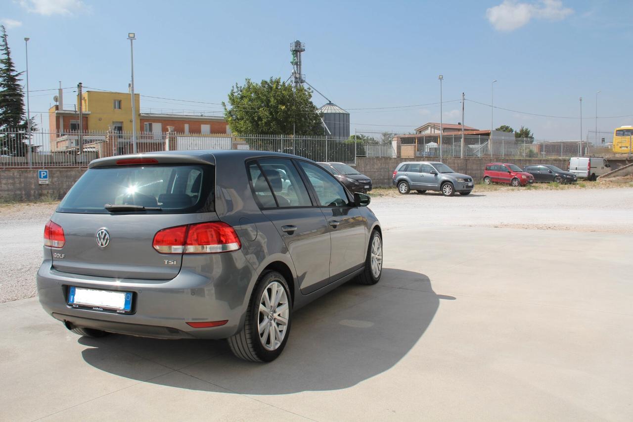 Volkswagen Golf 1.2 TSI 5p. Comfortline (77KW-105CV Neopatentati)