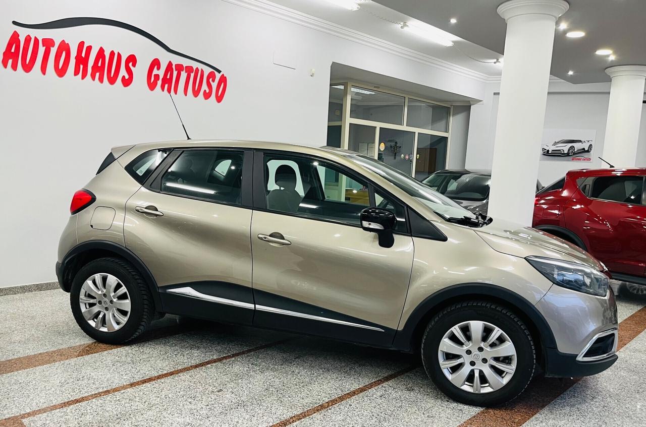 Renault Captur 1.5 dCi 90 CV anno 2015.