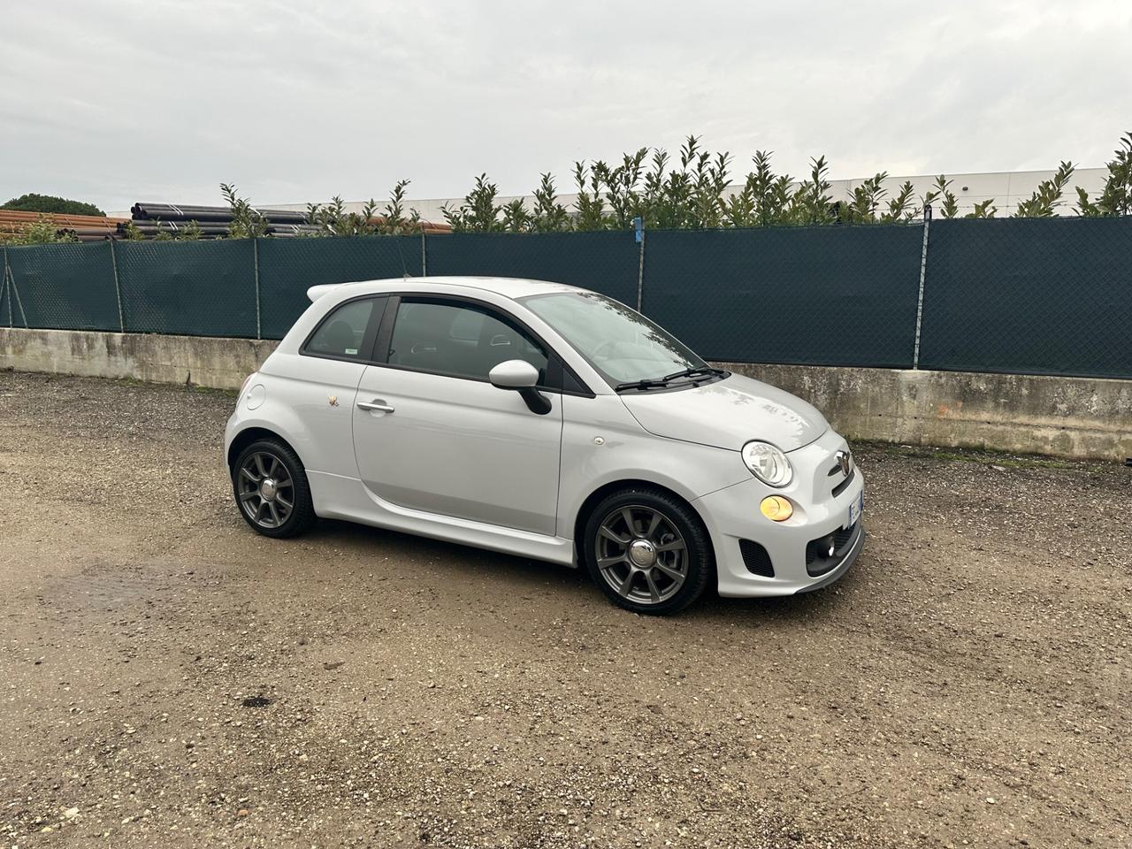 Abarth 595 1.4 Turbo T-Jet 140 CV