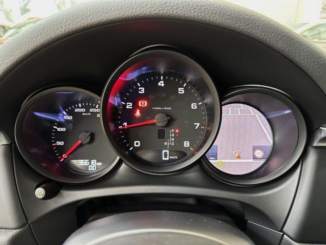 PORSCHE Macan 2.0 PDK - 20" - Tetto - Telecamera - Scarichi-PASM