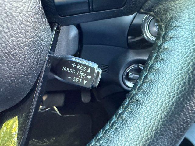 TOYOTA Hilux 2.4 D A/T 4WD Double Cab Invincible PREZZO FINITO