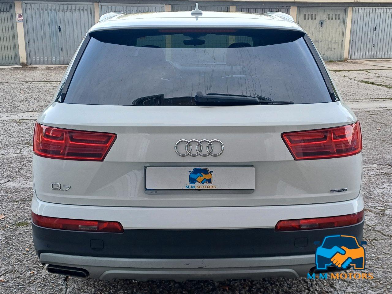 Audi Q7 3.0 tdi ultra Business Plus quattro tiptronic