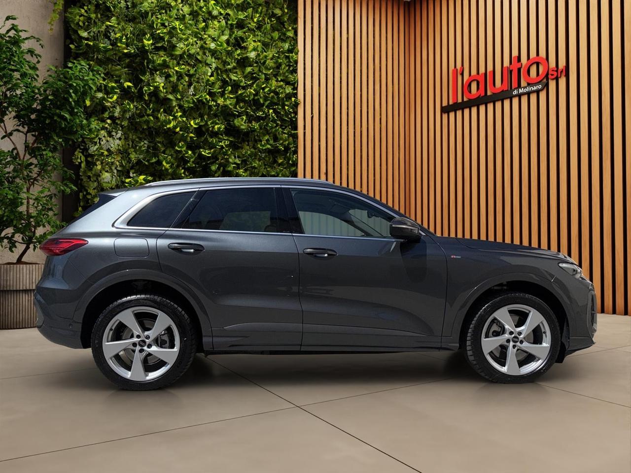 Audi Q5 TDI 204cv mHEV+ S tronic quattro SLINE BELLISSIMA