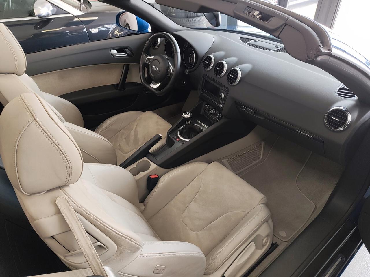 Audi TT Roadster 2.0 TDI quattro