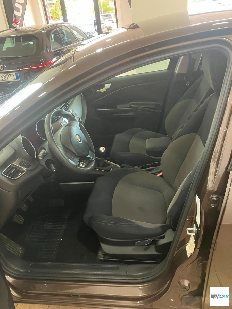 ALFA ROMEO - Giulietta - 1.6 JTDm-2 105 CV Business